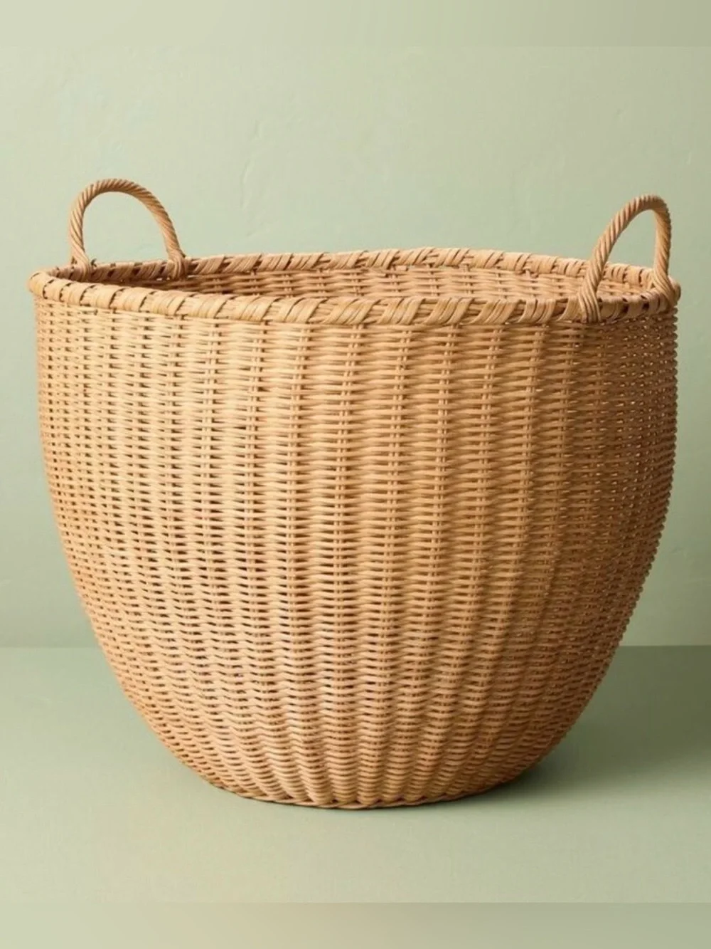 NEW!Large Round Woven Rattan Storage Basket w/ Handles-Hearth & Hand w/Magnolia